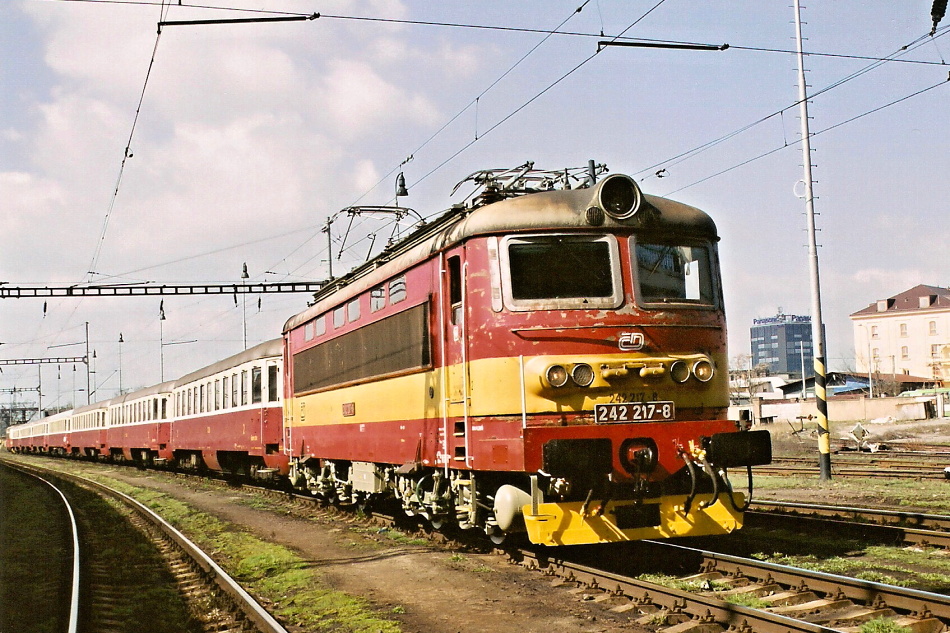 242 217-8