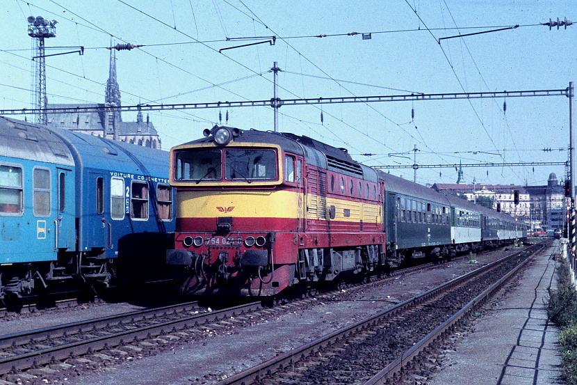 754 024-8