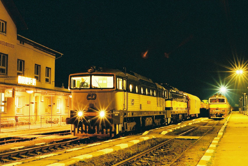 754 031-3