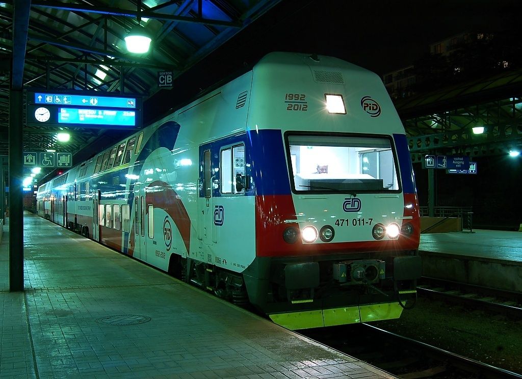 471 011-7