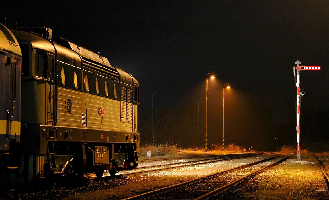 754 016-4
