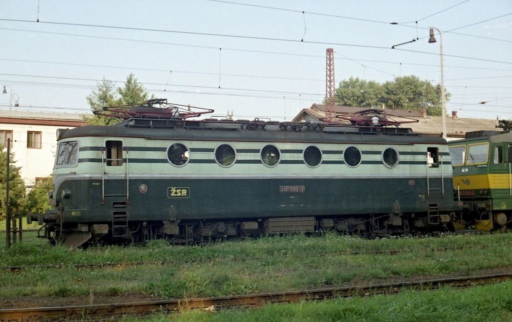 140 099-3