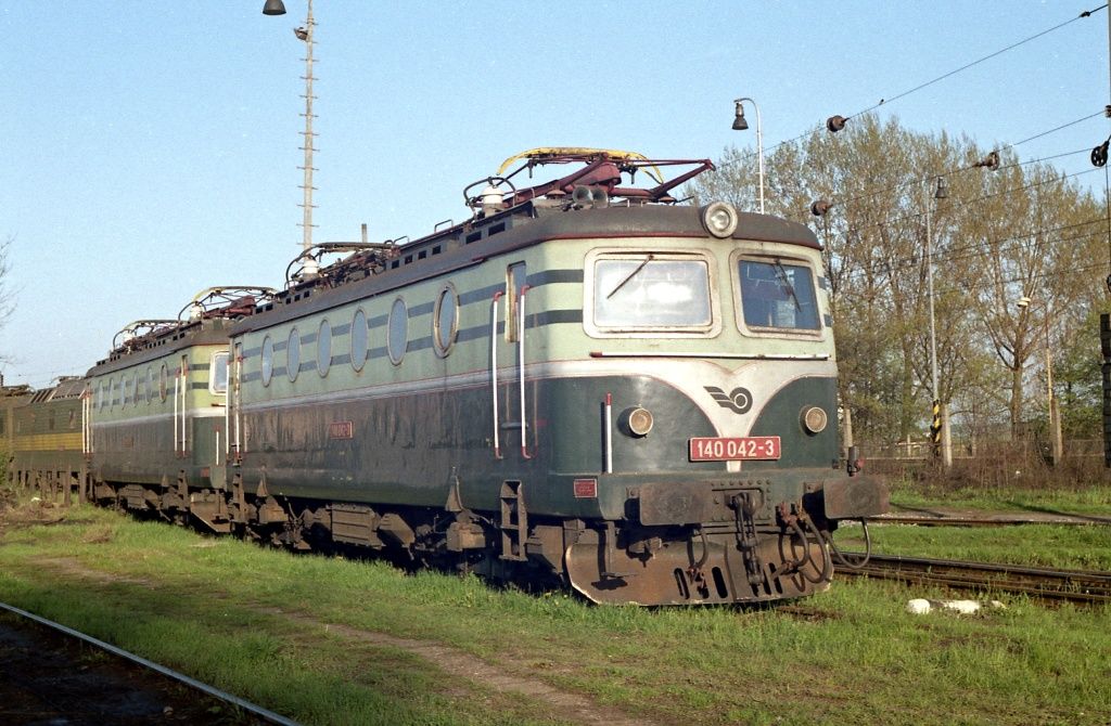 140 042-3