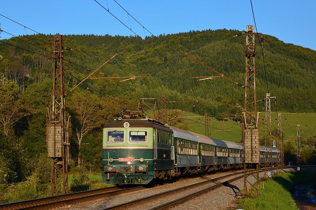 141 004-2