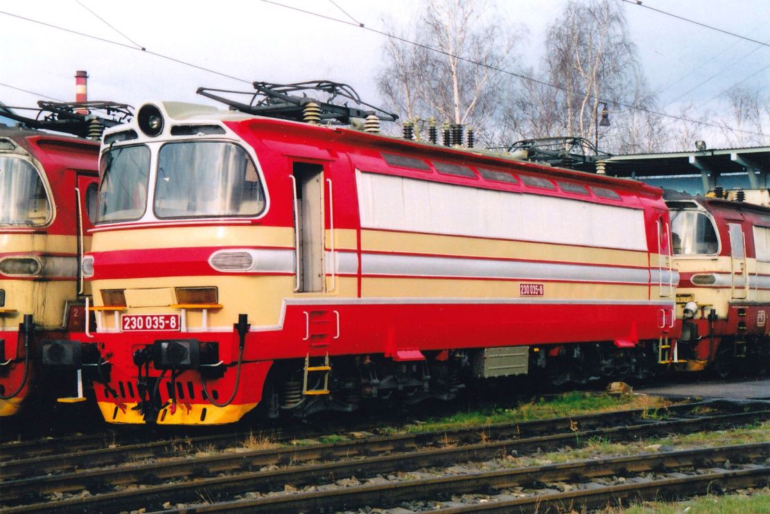 230 035-8