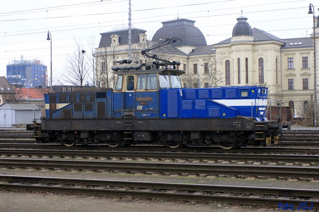 210 002-2