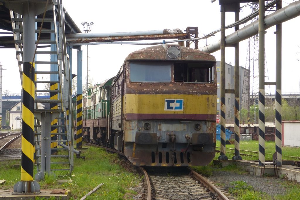 751 053-0