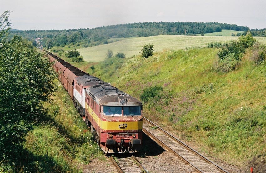 751 092-8