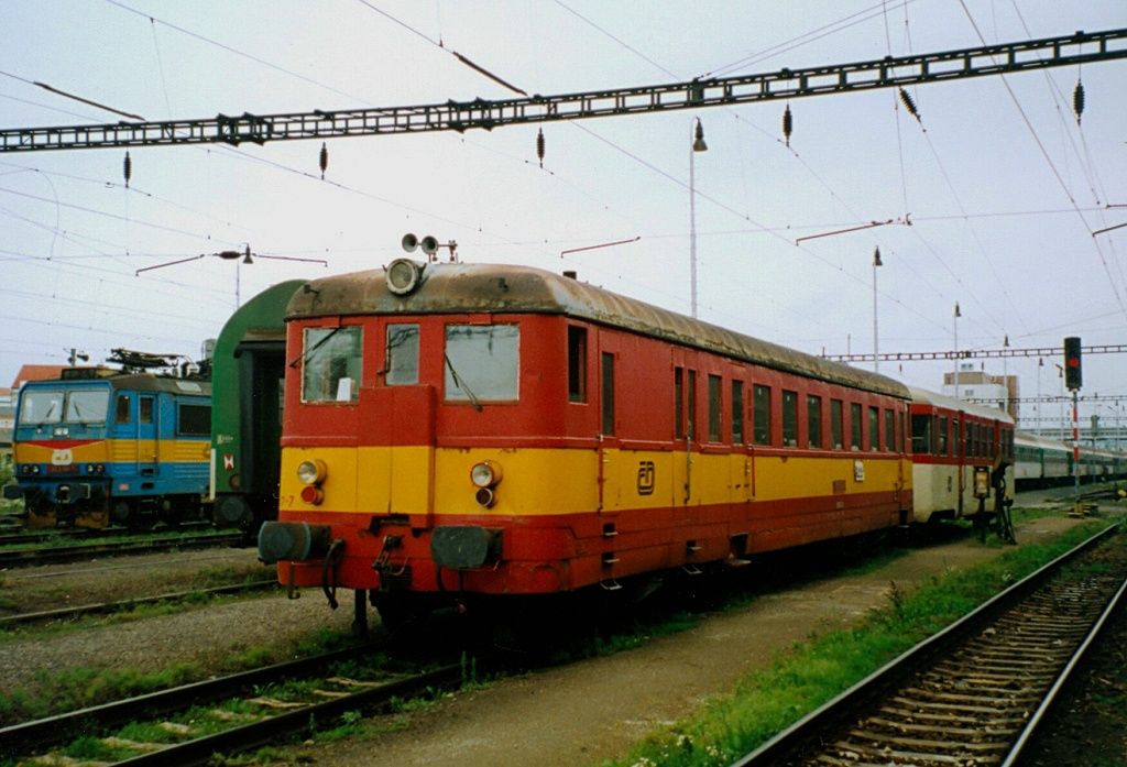 831 117-7
