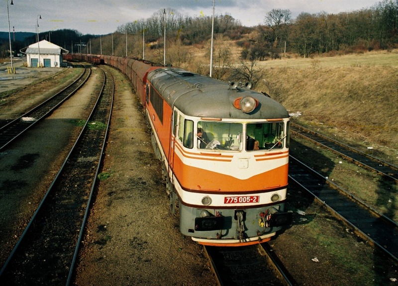 775 005-2