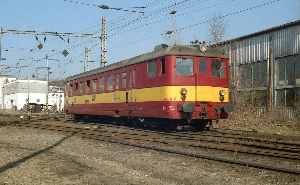 830 098-0