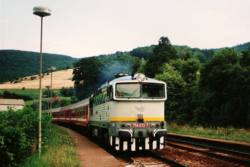 754 072-7