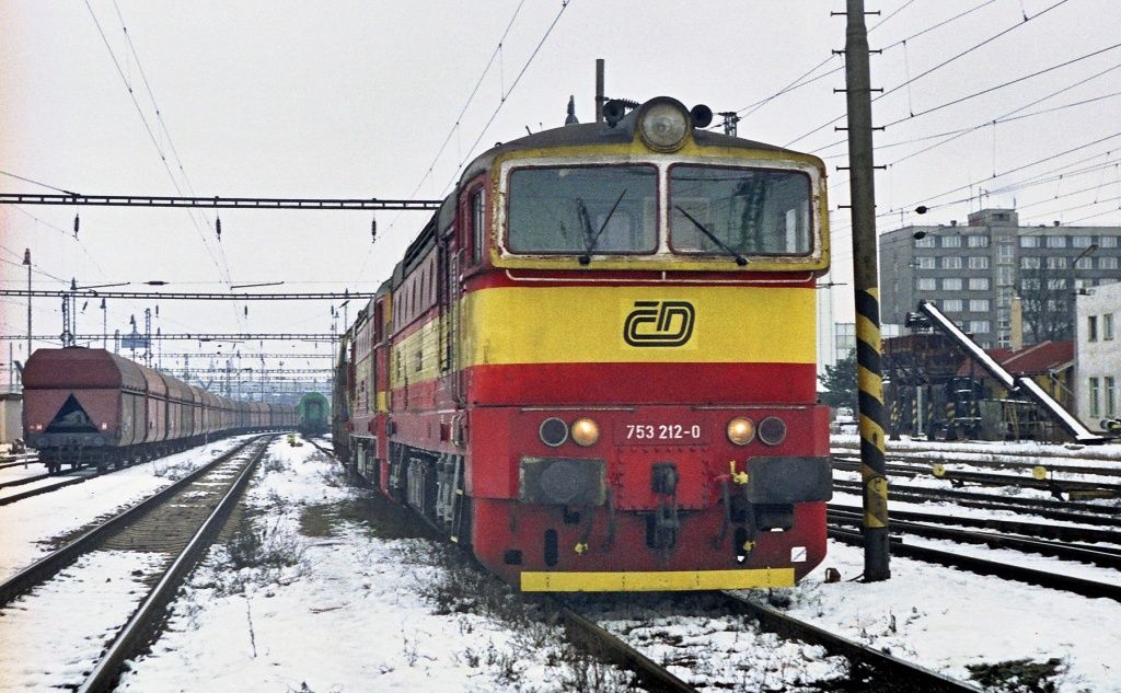 753 212-0