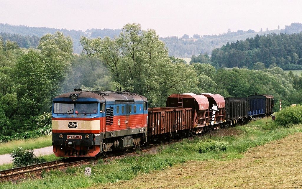 749 051-9