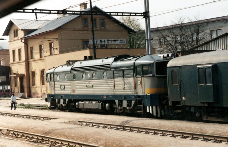 750 285-9