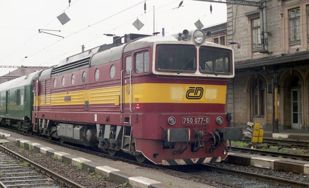 750 077-0