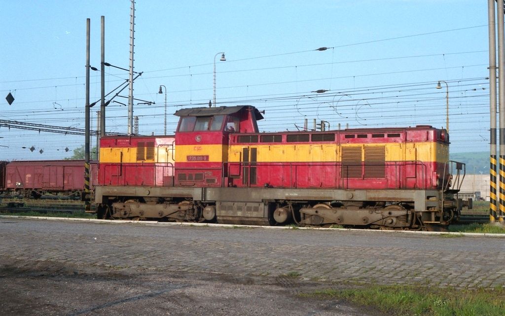 735 011-9