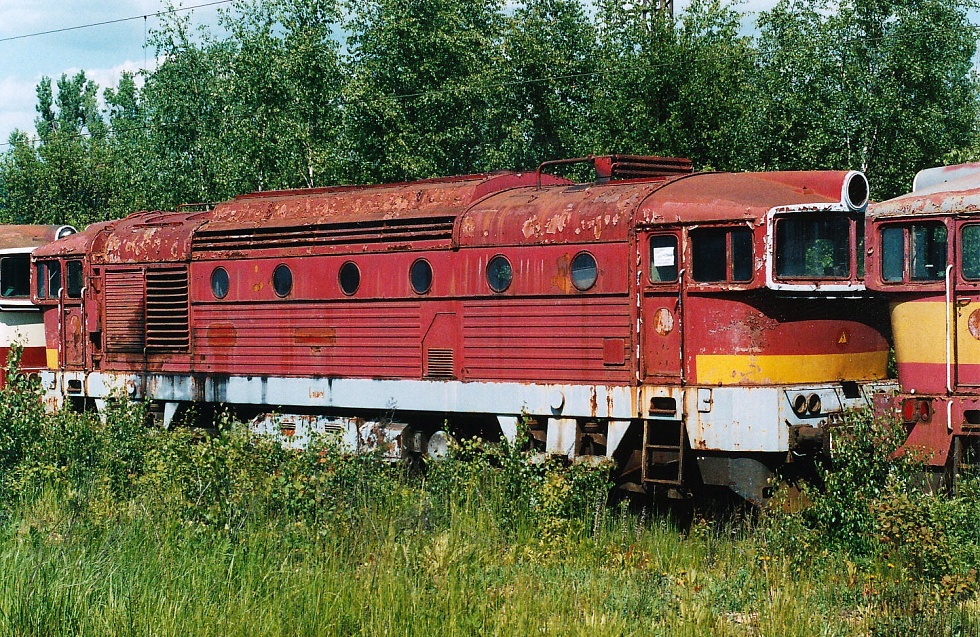 753 392-0