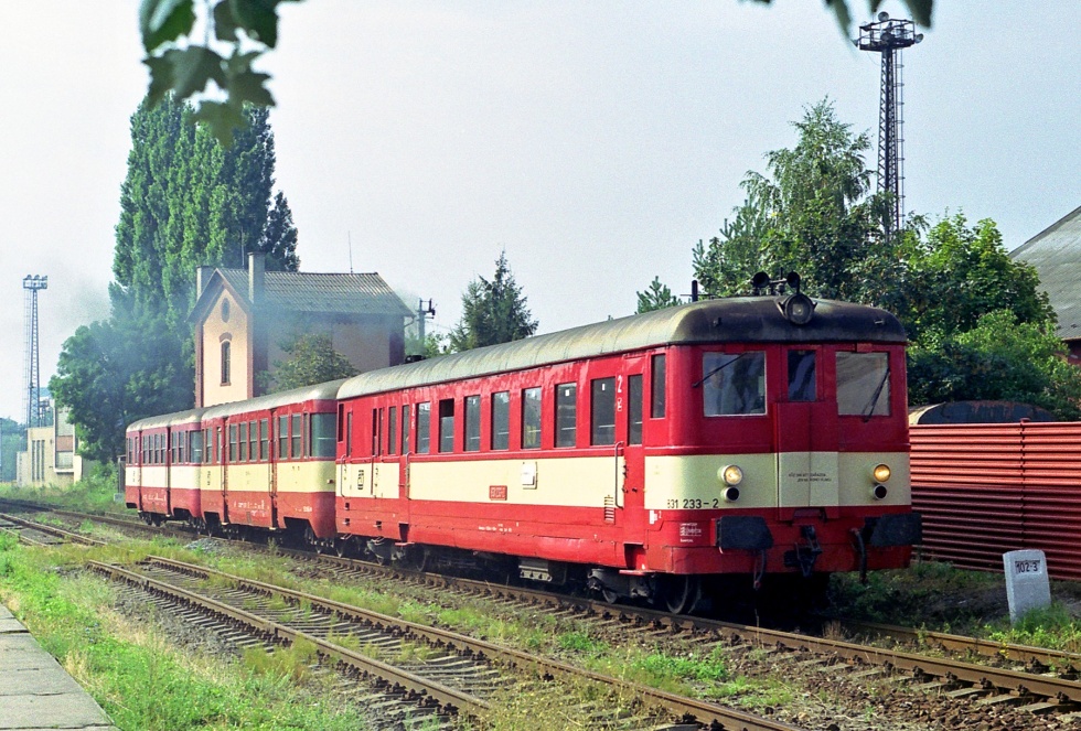831 233-2