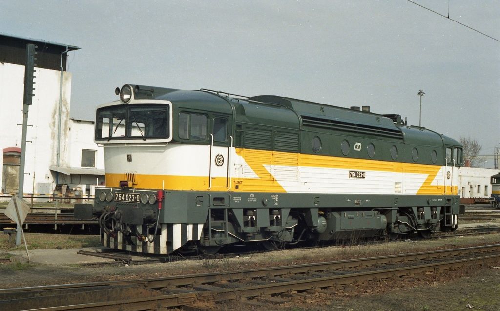754 023-0