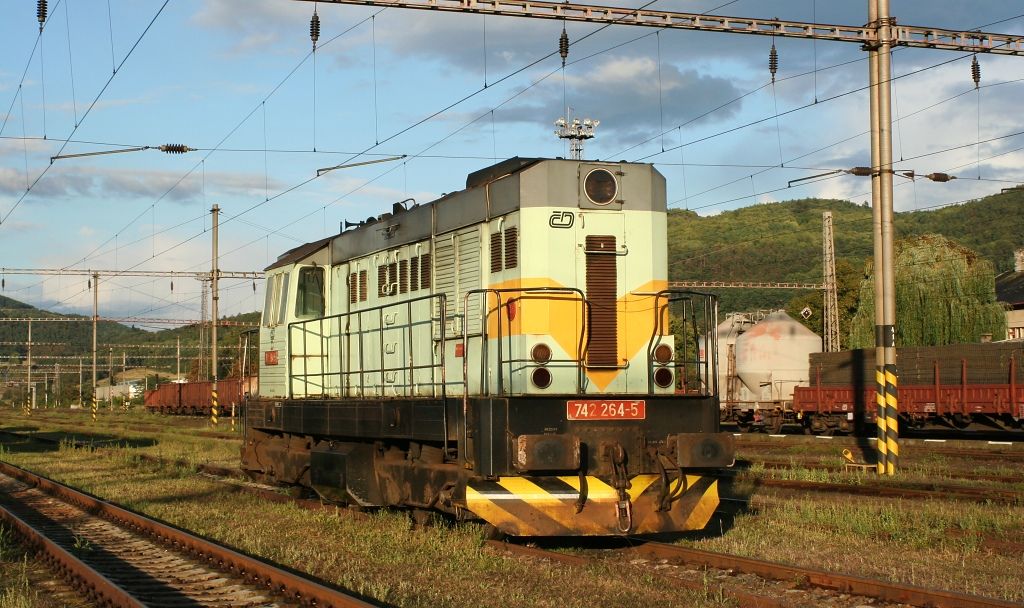 742 264-5