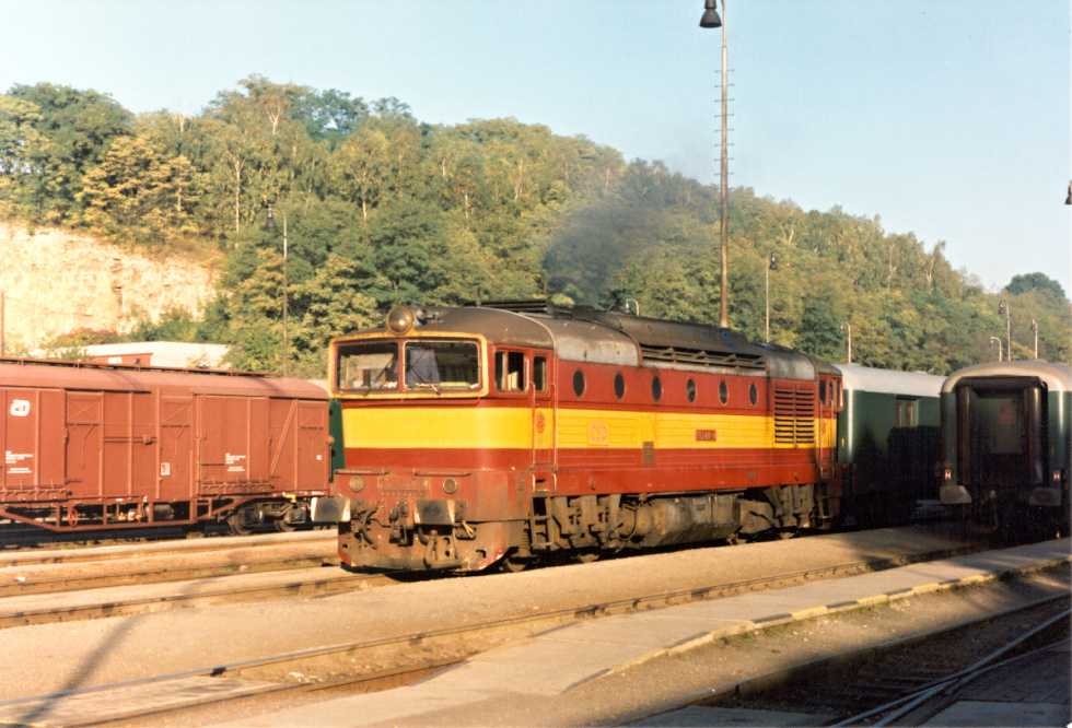 753 069-4