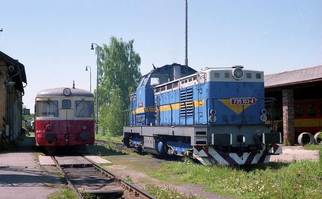 735 103-4
