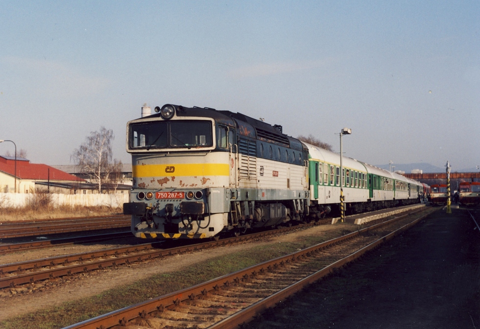 750 287-5