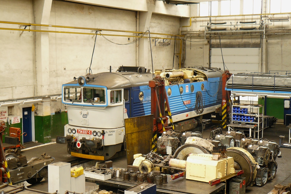 754 037-0