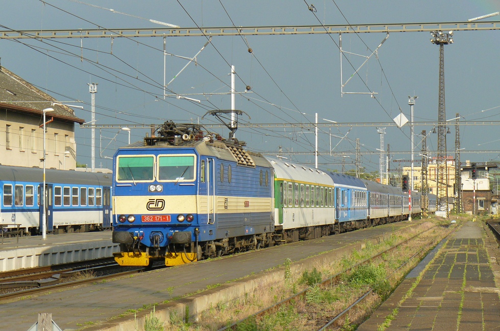 362 171-1