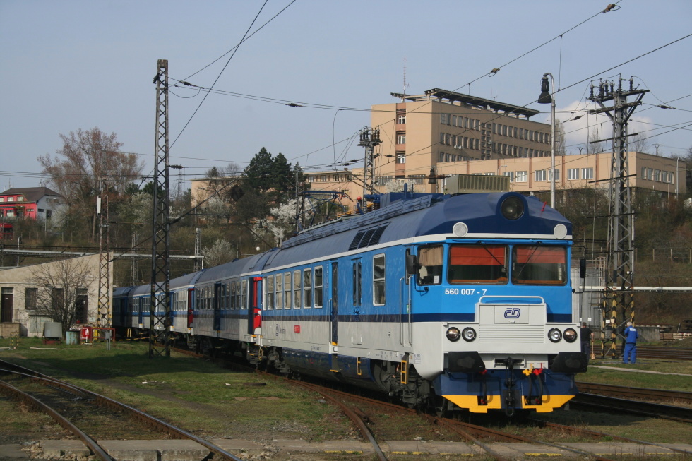 560 007-7