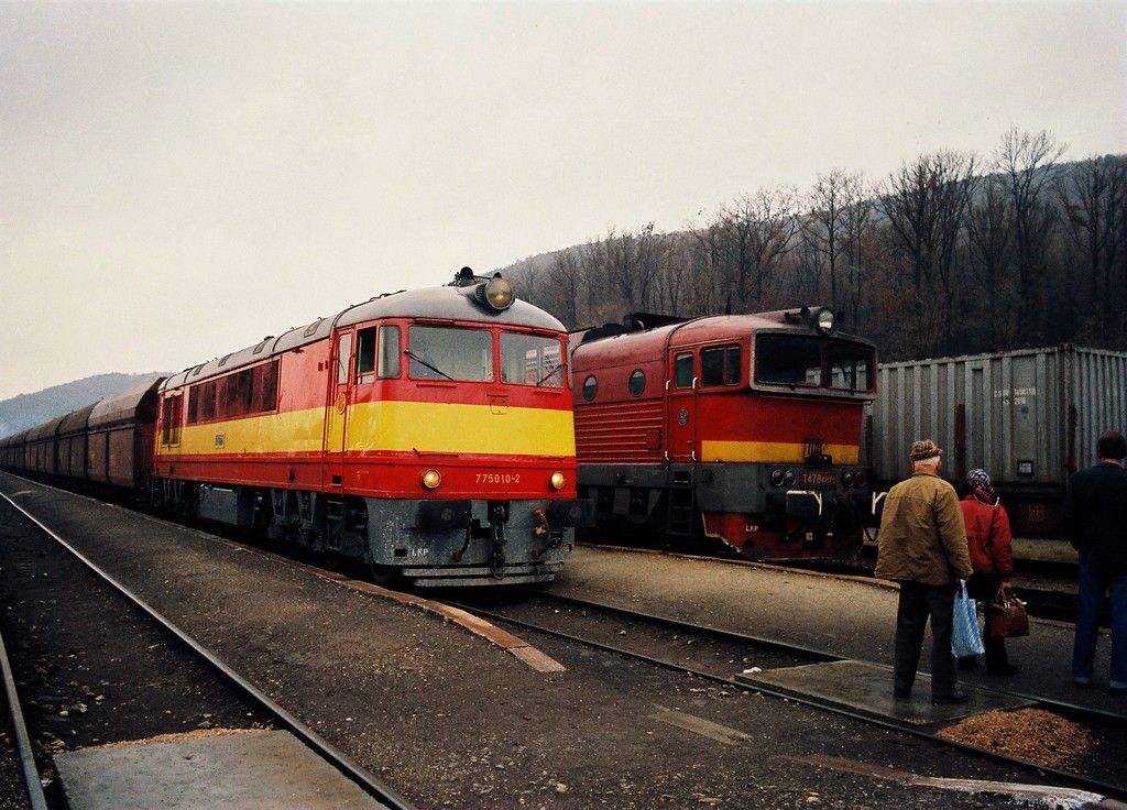 775 010-2
