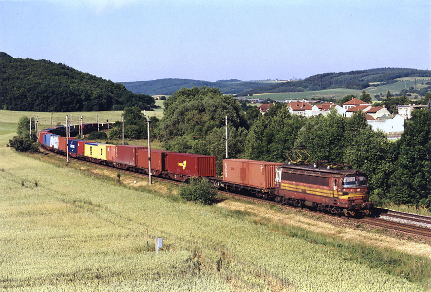 230 085-3