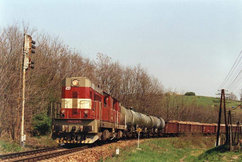 742 320-5