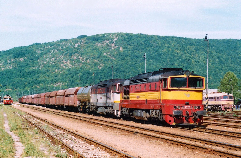 753 378-9