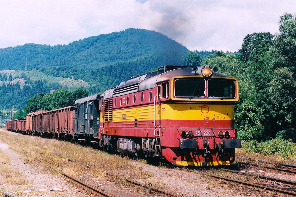 753 220-3