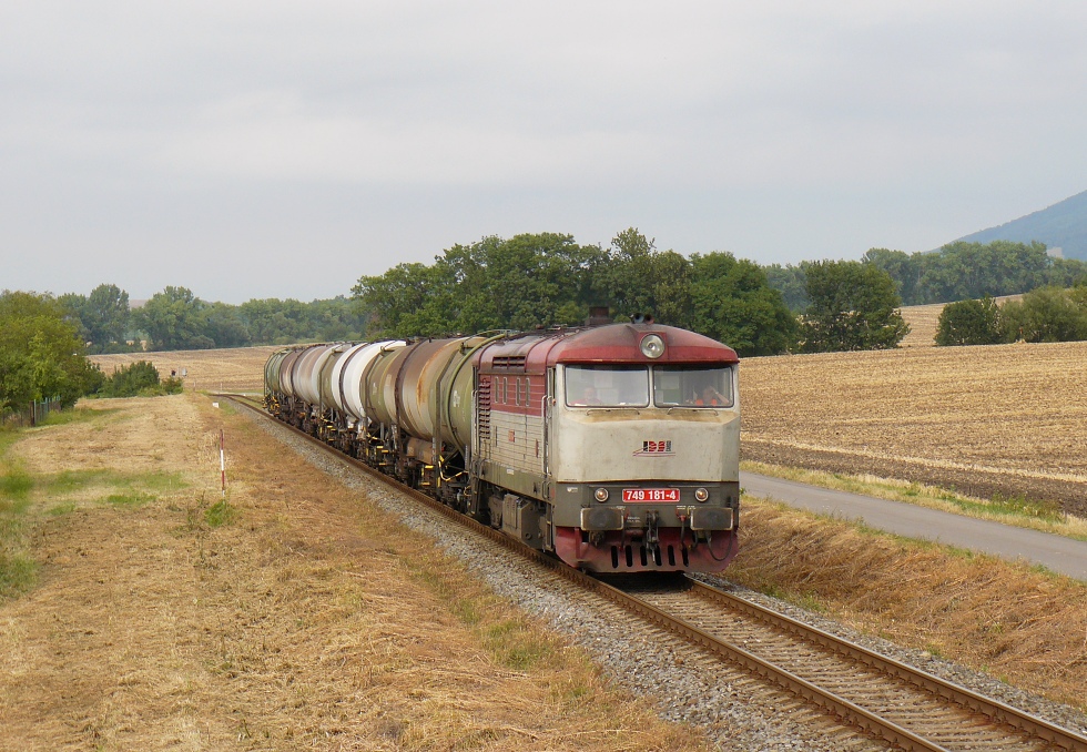 749 181-4