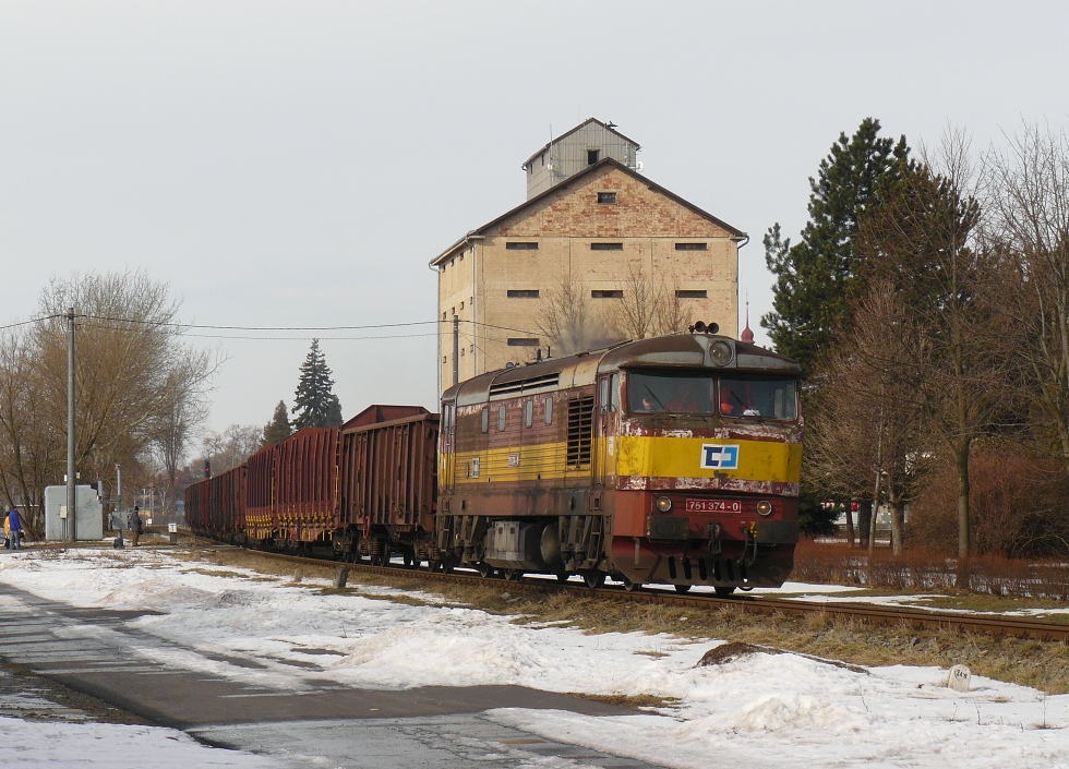751 374-0