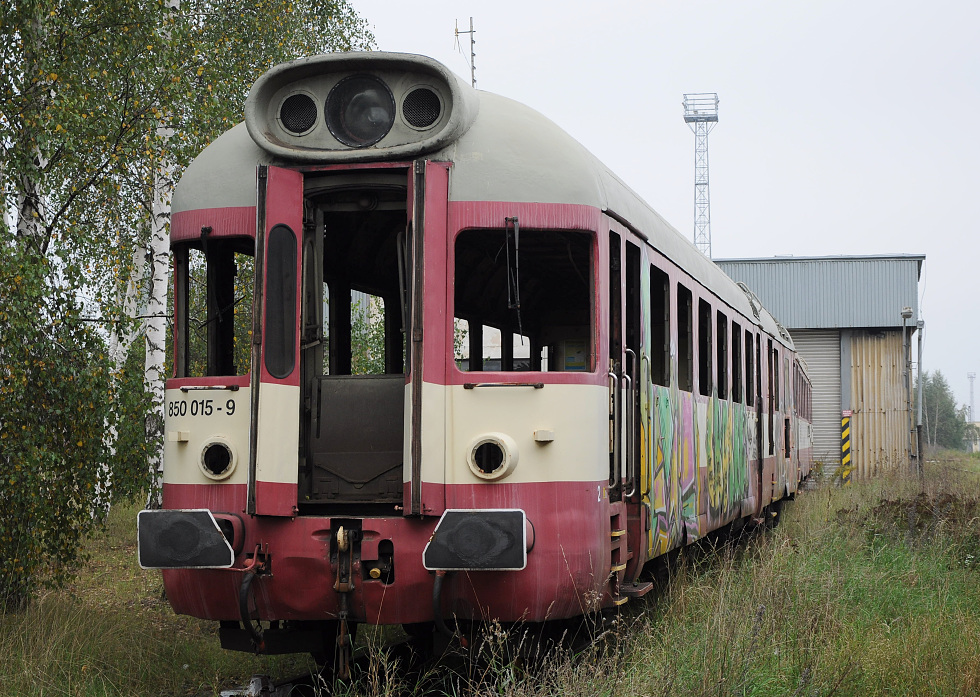 850 015-9