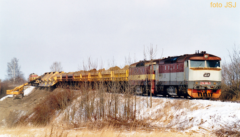 751 163-7