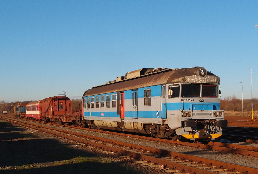 460 085-4