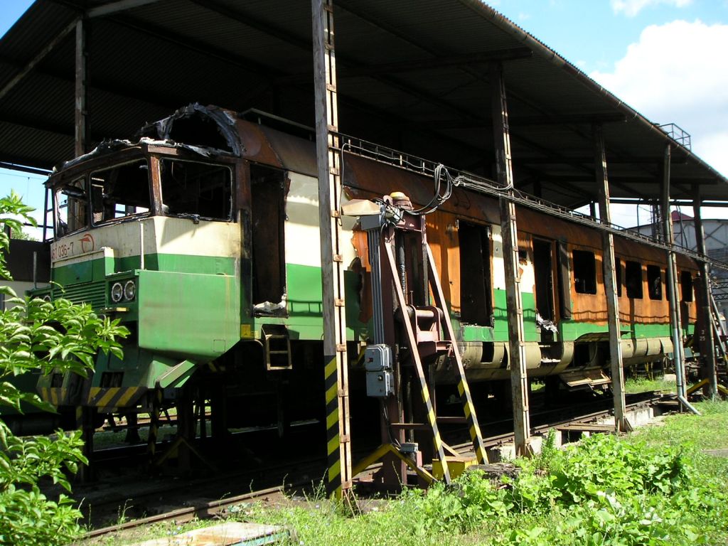 460 036-7