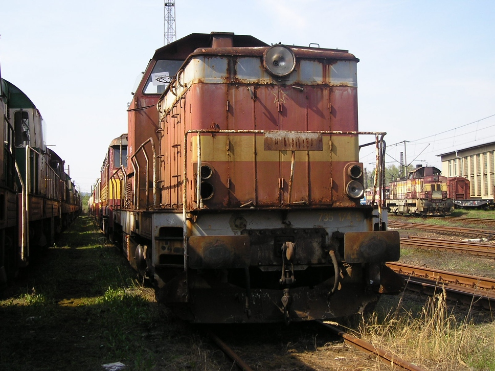 735 174-5