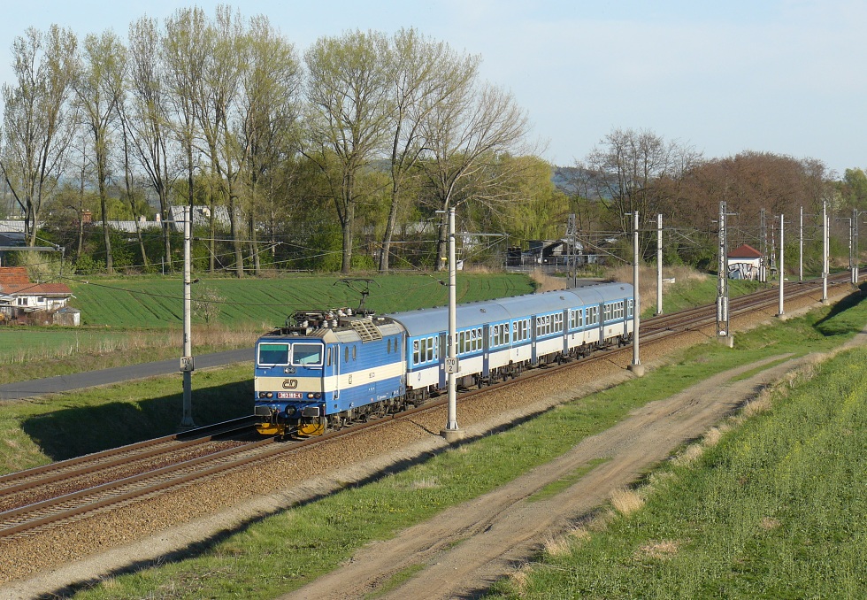 363 169-4