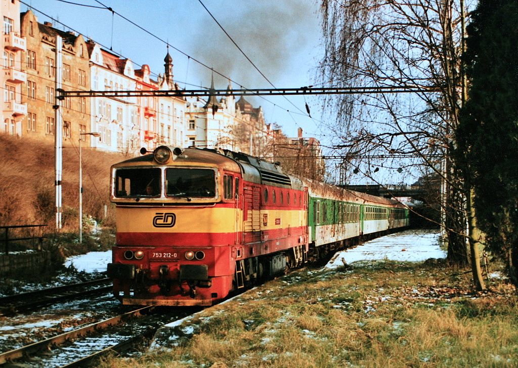 753 212-0