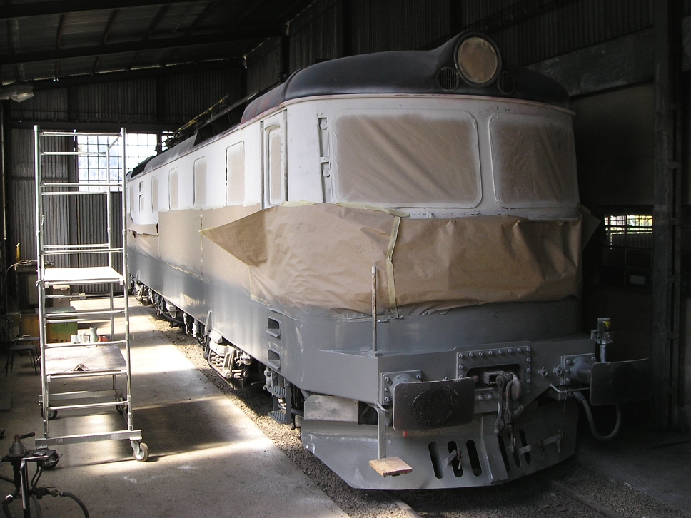 183 002-5