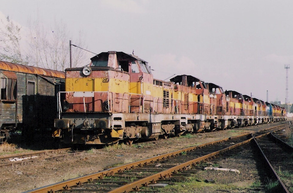 735 137-2