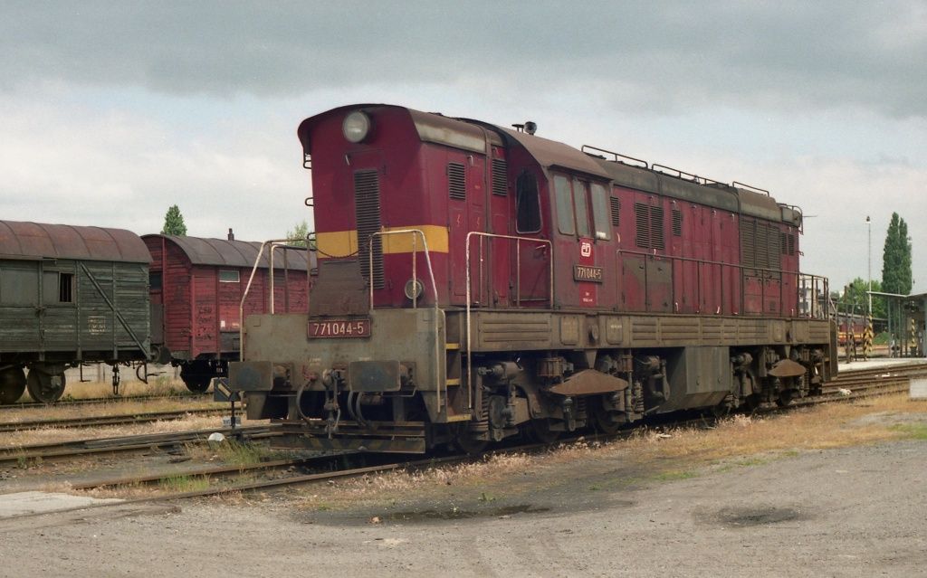 771 044-5