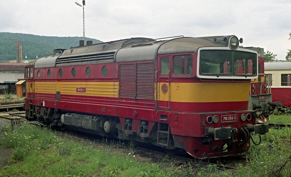 750 250-3