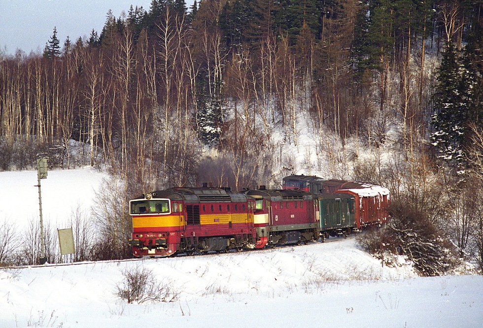 750 250-3